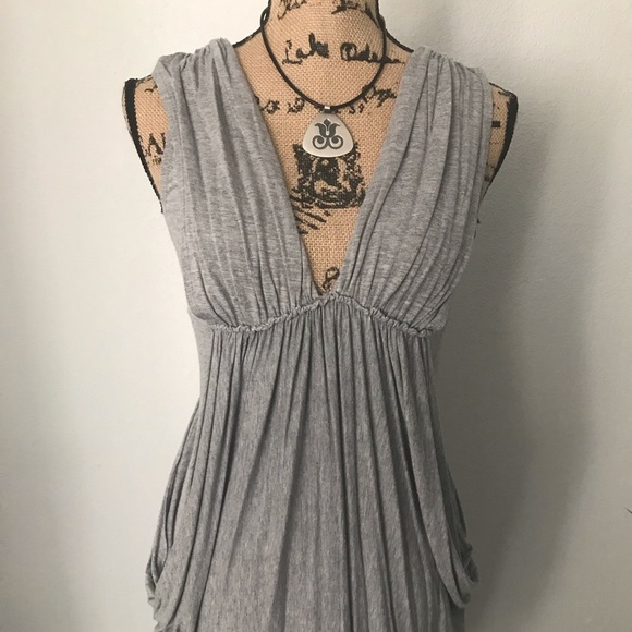 Maurices Tops - 👣Maurices ruched grey top